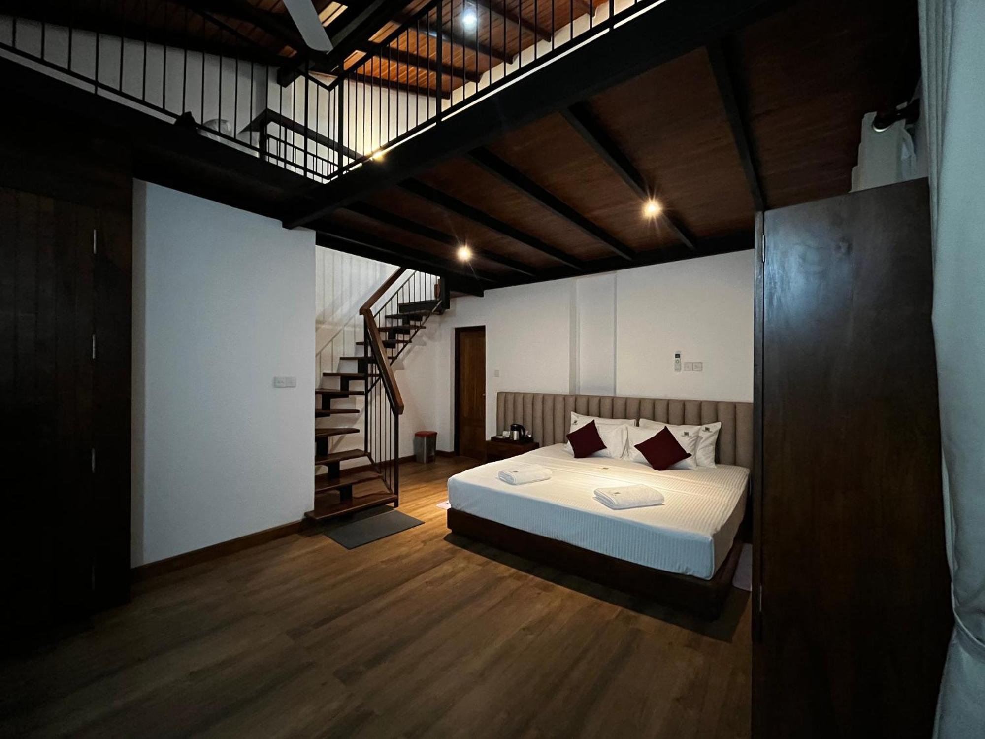 Hotel Livin Lush Luxury Retreat à Anurâdhapura Extérieur photo
