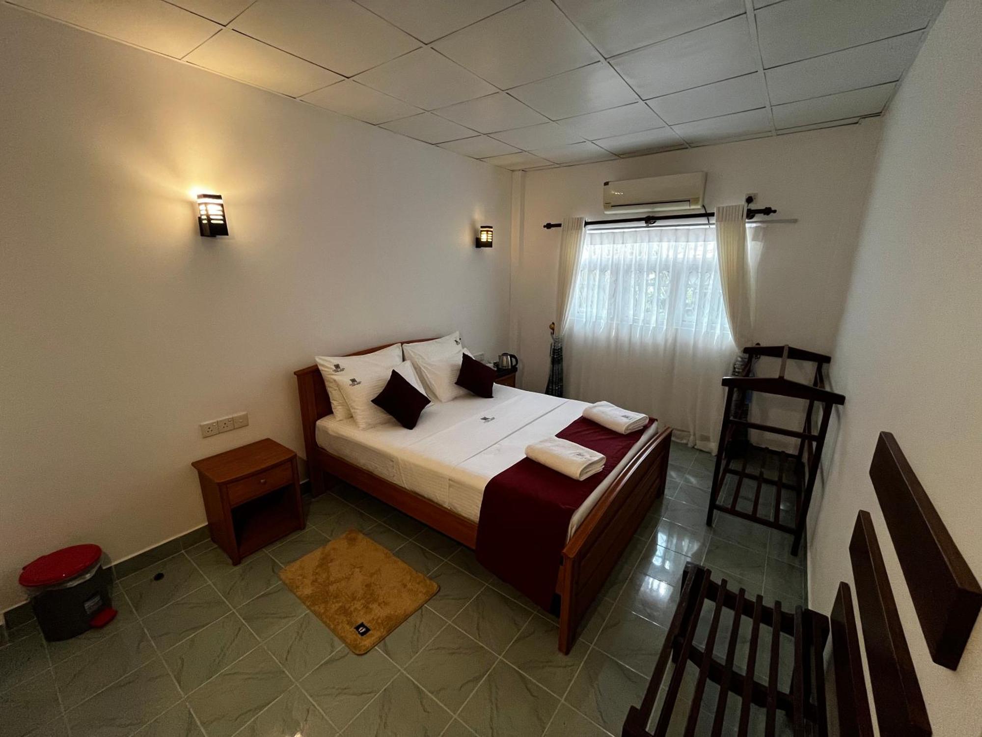 Hotel Livin Lush Luxury Retreat à Anurâdhapura Extérieur photo